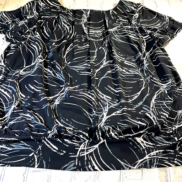 ALFANI Ruched Short Sleeve Shell Top - Picture 12 of 16